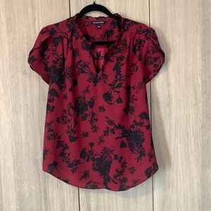 Burgundy tulip sleeve blouse